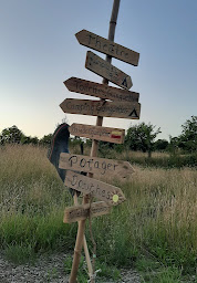 Photo n°1 de Ferme expérimentale du CAVIAR à Saint-Georges-de-Reintembault (Préservation du patrimoine)