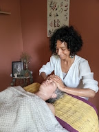 Le Repos des Mères-Veilleuses - Agathe TROCHAUD - Réflexologue - drainage lymphatique - massages bien-être à Valmondois