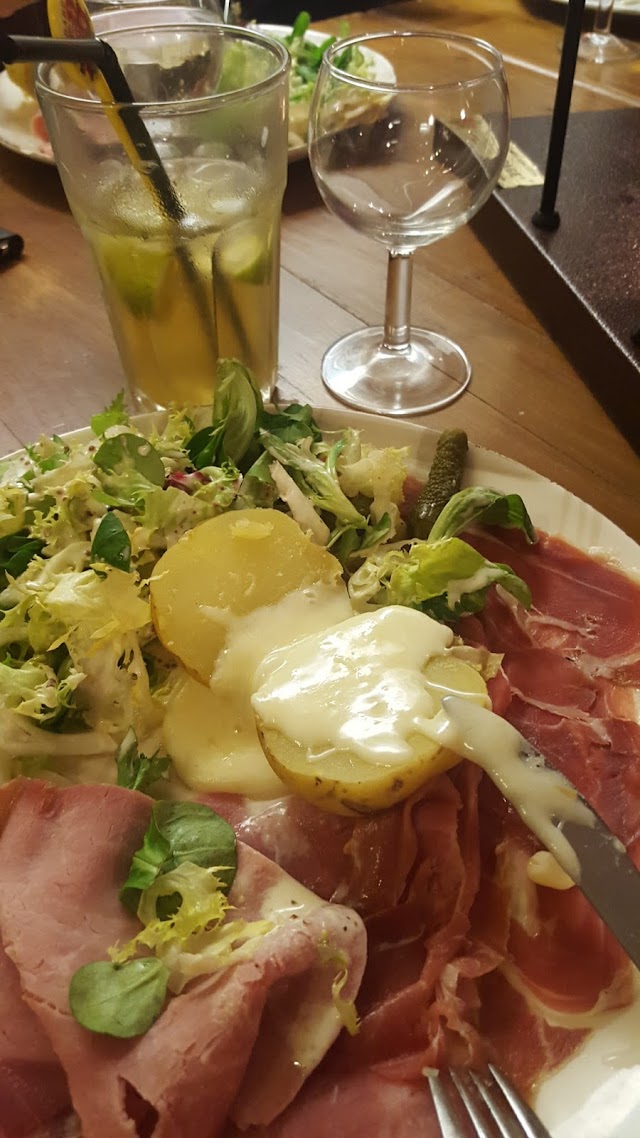 Le Refuge, le restaurant savoyard du vieux Lyon