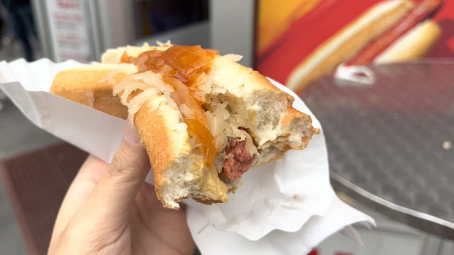 Gray's Papaya by null