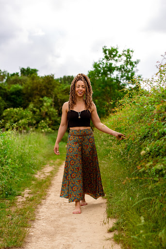 Natasha-Louise Wellness (Women's Holistic Therapist & Life Coach)