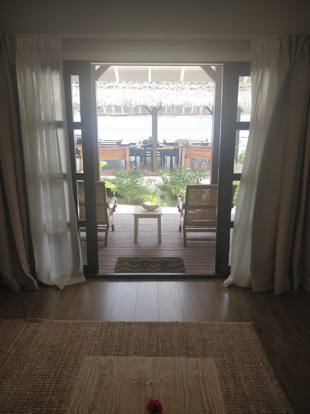 Le Nautique Luxury Waterfront Hotel