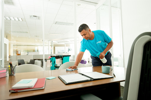 ServiceMaster Commercial Cleaning by Long - Thumbnail