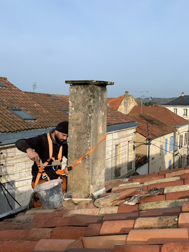Photo de MESOVIA Couverture - Pose Réparation Nettoyage Traitement Peinture TOITURE FAÇADE à Libourne (33500)