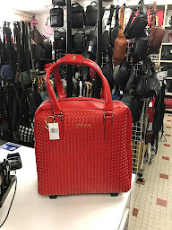 Photo n°15 de Interlook à Villeurbanne (Boutique de sacs à main)
