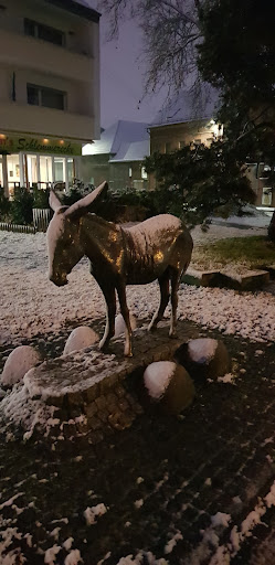 Mendener Essele Statue Gallery - Germany