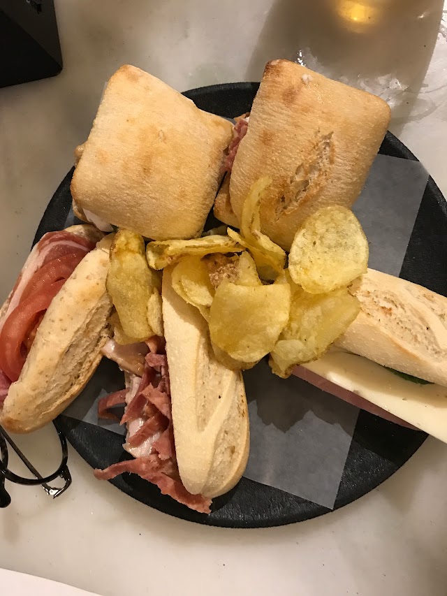 100 Montaditos