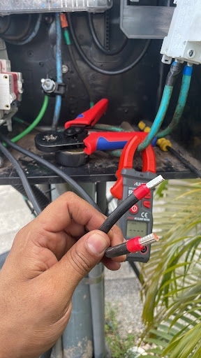 Eletricista Cuiabá 24h