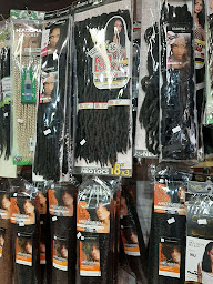 Photo n°9 de COIFFURE AFRICAINES et ANTILLAISES Christelle BEAUTÉ à Vernon (Salon de coiffure)