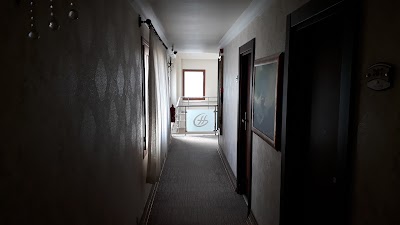 Photos of Golden Lake Hotel