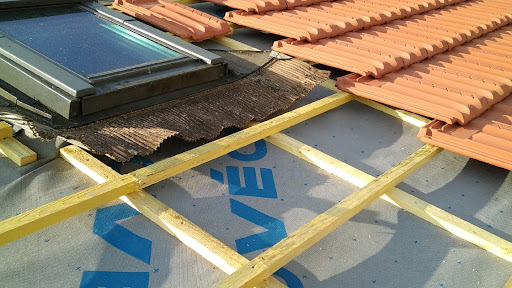 Photo de COUVREUR PESSAC ANTOCOUVERTURE