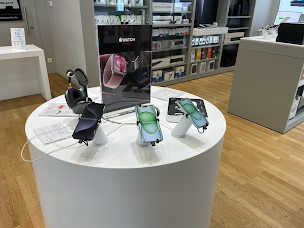 Photo n°7 de Inter-Actif Thillois  Apple Premium Reseller & Centre de services agréé à Thillois (Atelier de réparation de téléphones mobiles)