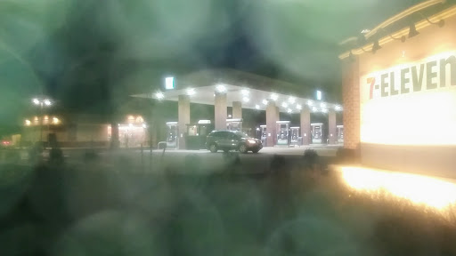 7-Eleven C-Store & Gas - Thumbnail