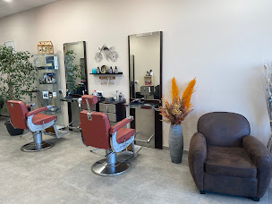 Photo n°1 de Coiffure Dissane à Pont-de-Salars (Salon de coiffure)