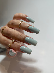 Photo n°22 de Prothésiste Ongulaire Mariana Silva à Thizy-les-Bourgs (Salon de manucure)