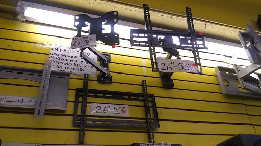 La Comercial - Visual