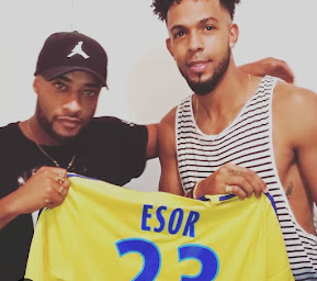 Photo n°29 de Le Sculpteur Capillaire à Toulouse (Salon de coiffure)