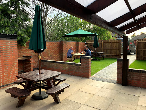 Raglan Arms - Visual