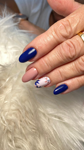 Studionails_ae - Thumbnail