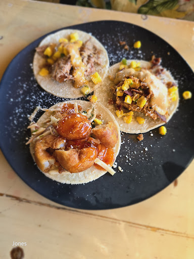 Latina Cantina - Thumbnail