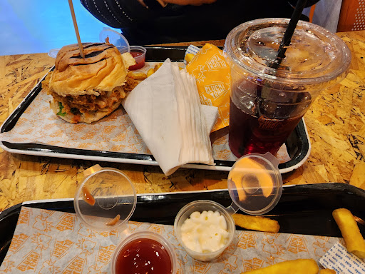 Cluck Yeah! - Visual