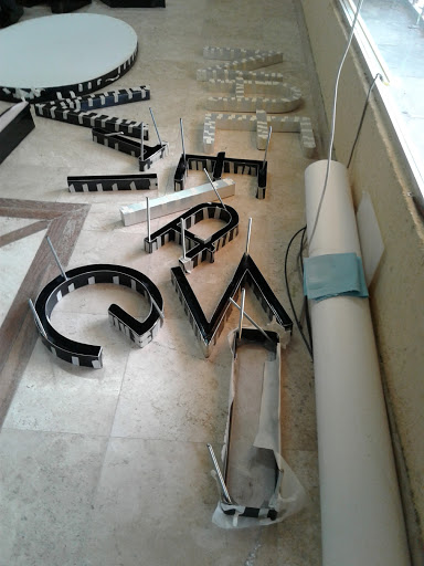 GLOBAL SIGNS - Visual