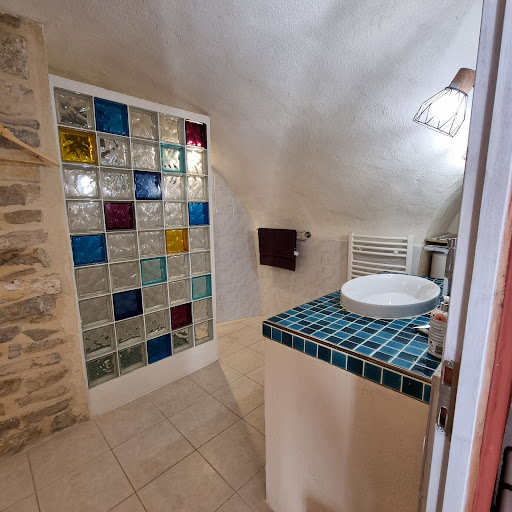 Photo de La Parenthèse Saint Dionisy à Saint-Dionisy (30980)