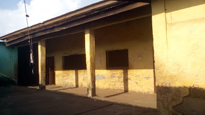 Photos of Maison des Jeunes et la culture de Gbessia Centre