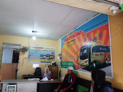 Photos of Pahala Kencana (agent bus)