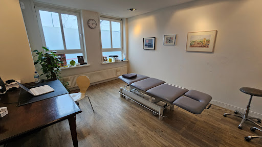 Group practice physiotherapy de Vries - Thumbnail