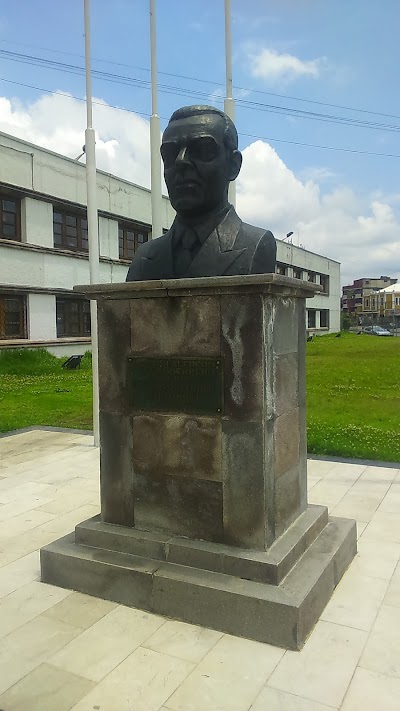 Photos of Plaza Indoamerica