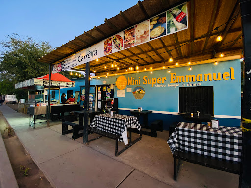 Mini Super Emmanuel Y Taqueria