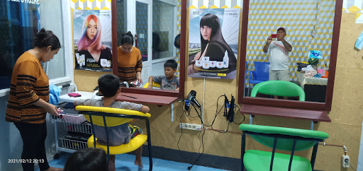 Putry Salon dan Reflexi