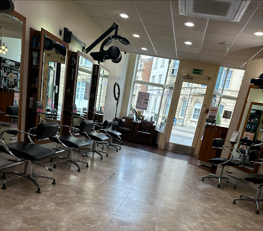 Fringe Benefits & La Bella Beauty