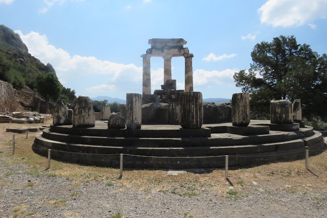 Athena Pronaia Temple