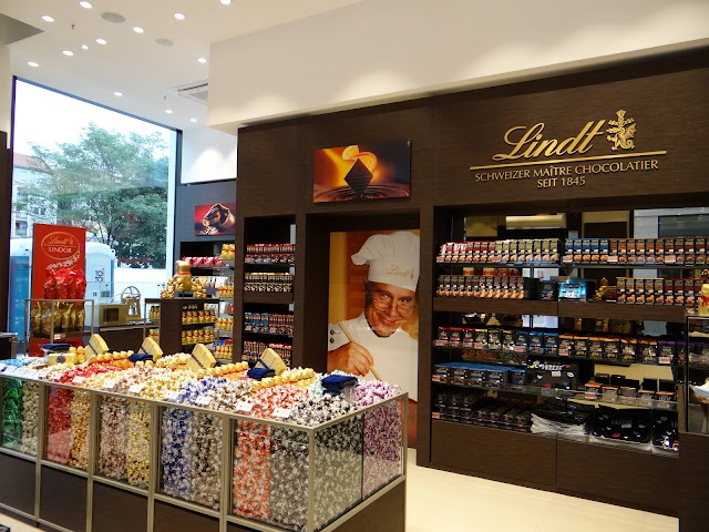 Lindt Boutique Berlin LP12