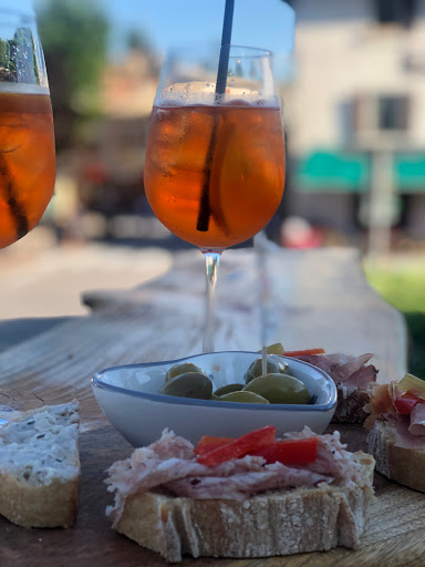 L'OstAria - Bar Food & Beverage - Thumbnail