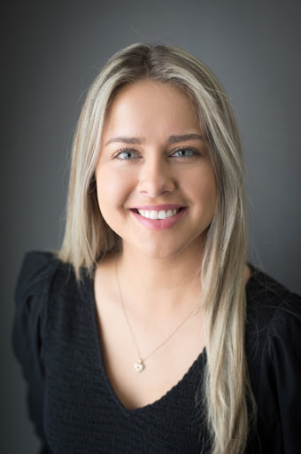Kasidy Dewulf Real Estate Agent
