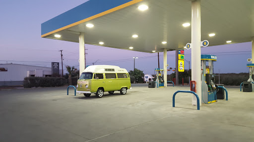 Valero/Stripes - Visual