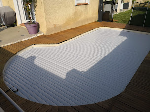 Photo n°1 de volet de piscine : IDNP COVERLINE à Sainte-Blandine (Magasin de matériel pour piscines)