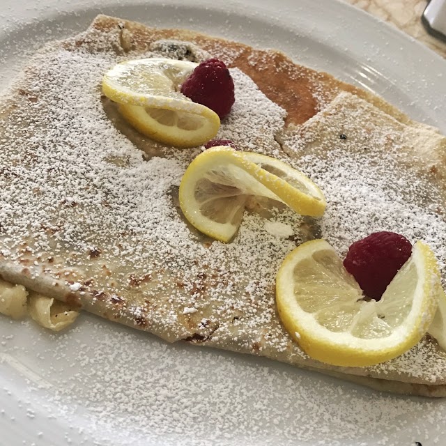 Cafe Magazzino