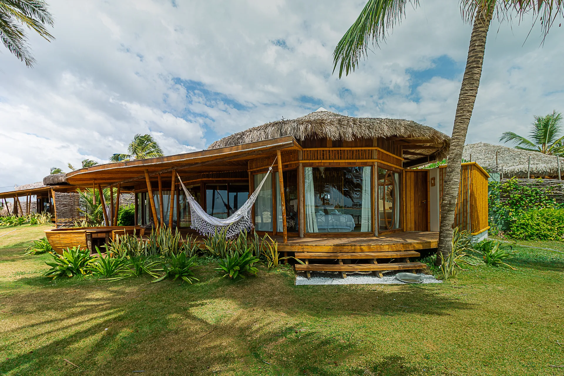 BAMBU BLU Lagoon Homes