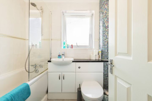 Shepperton Studios Accommodation - Visual