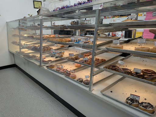 Angel's Donuts & Ice Cream Van Mall - Thumbnail