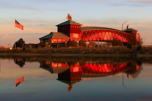 Great Platte River Road Archway Monument - Thumbnail