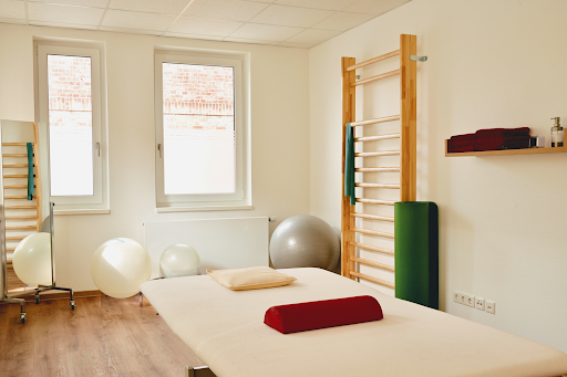 Volker Sassen Osteopathie & Physiotherapie - Thumbnail