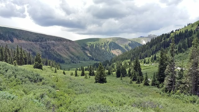 Independence Lake trailhead