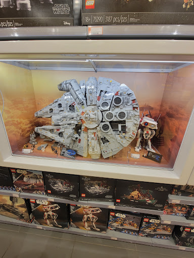 The LEGO® Store Oxmoor Mall Gallery - United States