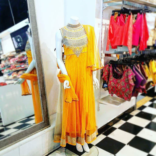 CLOSED - Lotus Desi Couture - Thumbnail