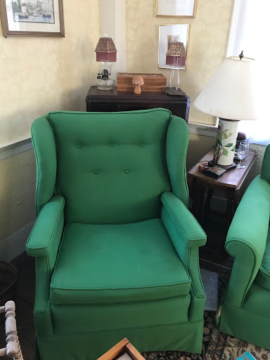 Naccarato Upholstering - Thumbnail
